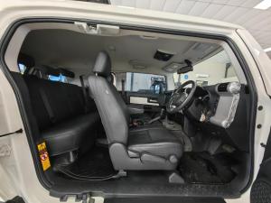 Toyota FJ Cruiser FJ Cruiser - Image 12