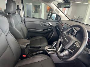 Isuzu D-Max 3.0TD double cab LSE 4x4 - Image 11