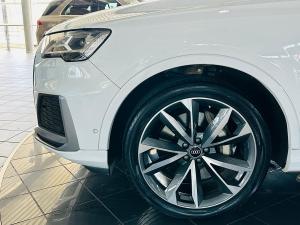 Audi Q7 45TDI quattro S line - Image 18