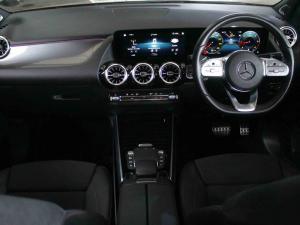 Mercedes-Benz GLA GLA200d Progressive - Image 17