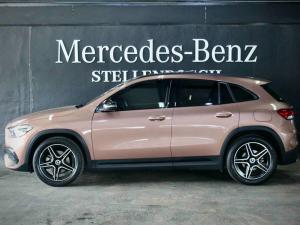 Mercedes-Benz GLA GLA200d Progressive - Image 3