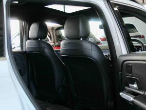 Mercedes-Benz GLB GLB220d 4Matic Progressive - Image 20