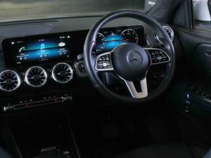 Mercedes-Benz GLB GLB220d 4Matic Progressive - Image 24