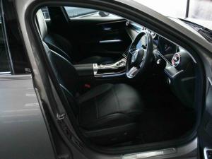 Mercedes-Benz C-Class C200 Avantgarde - Image 11