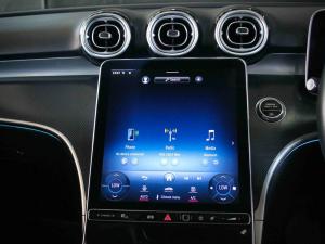 Mercedes-Benz C-Class C200 Avantgarde - Image 13
