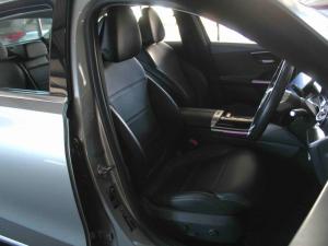 Mercedes-Benz C-Class C200 Avantgarde - Image 18