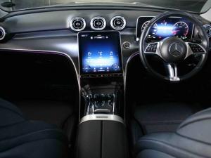 Mercedes-Benz C-Class C200 Avantgarde - Image 24