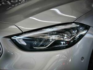 Mercedes-Benz C-Class C200 Avantgarde - Image 6