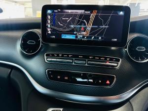 Mercedes-Benz V-Class V300d Exclusive - Image 11