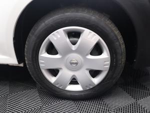 Nissan NP200 1.6i safety pack (aircon) - Image 7