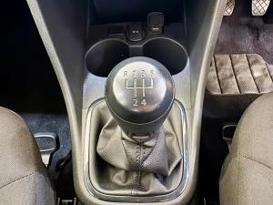 Volkswagen Polo Vivo hatch 1.4 - Image 12