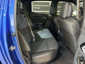 Isuzu D-Max 3.0TD double cab V-Cross - Image 10