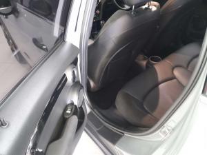 MINI Cooper S 5-Door automatic - Image 19