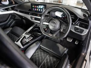 Audi S4 TFSI quattro - Image 10