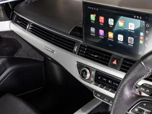 Audi S4 TFSI quattro - Image 12