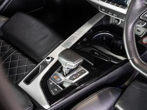 Audi S4 TFSI quattro - Image 14