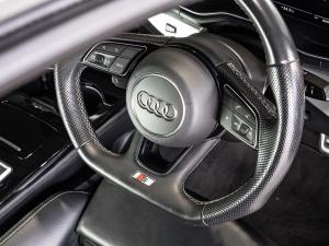 Audi S4 TFSI quattro - Image 15