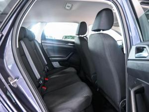 Volkswagen Polo hatch 1.0TSI - Image 12