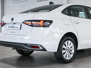 Volkswagen Polo sedan 1.0TSI Life - Image 7