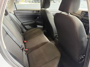 Volkswagen Polo hatch 1.0TSI - Image 11