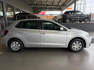 Volkswagen Polo hatch 1.0TSI - Image 8
