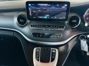 Mercedes-Benz V-Class V300d Exclusive - Image 10