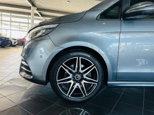 Mercedes-Benz V-Class V300d Exclusive - Image 14