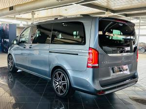 Mercedes-Benz V-Class V300d Exclusive - Image 18