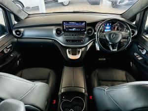 Mercedes-Benz V-Class V300d Exclusive - Image 3