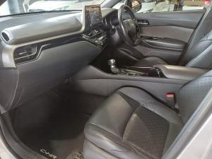 Toyota C-HR 1.2T Luxury - Image 14