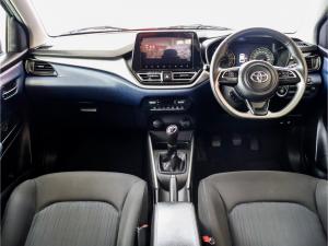 Toyota Starlet 1.5 XR manual - Image 6