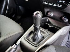 Toyota Starlet 1.5 XR manual - Image 9