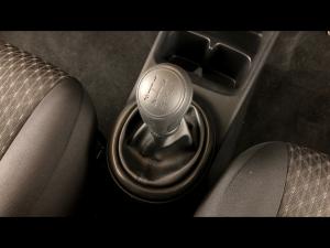 Toyota Vitz 1.0 - Image 15