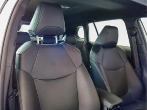 Toyota Corolla Cross 1.8 XR - Image 11