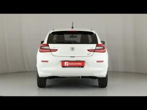 Toyota Starlet 1.5 XS auto - Image 5