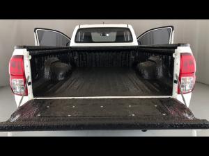 Toyota Hilux 2.4GD single cab S (aircon) - Image 13