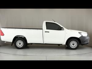 Toyota Hilux 2.4GD single cab S (aircon) - Image 3