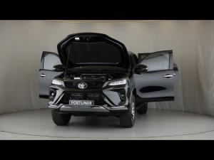 Toyota Fortuner 2.8GD-6 4x4 VX - Image 13