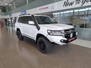 Toyota Land Cruiser 200 V8 4.5D VX-R automatic - Image 1