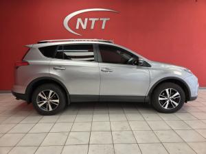 Toyota RAV4 2.0 GX automatic - Image 3