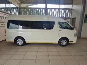 Toyota Quantum Hiace 2.5 D-4D 14 Seat - Image 3