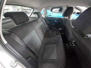 Volkswagen Polo Vivo 1.6 Comfortline TIP - Image 15