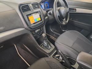 Suzuki Vitara Brezza 1.5 GLX automatic - Image 7