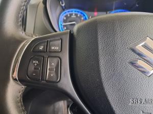 Suzuki Vitara Brezza 1.5 GLX automatic - Image 9
