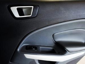 Ford EcoSport 1.5 Titanium auto - Image 16