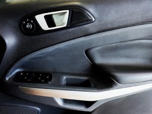 Ford EcoSport 1.5 Titanium auto - Image 25