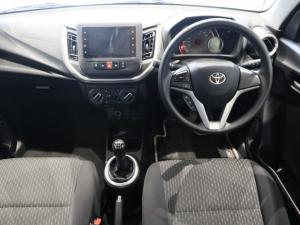 Toyota Vitz 1.0 XR manual - Image 6
