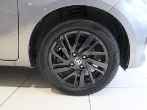 Toyota Vitz 1.0 XR manual - Image 7