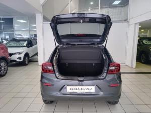 Suzuki Baleno 1.5 GLX auto - Image 9