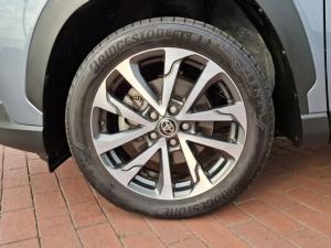Toyota Corolla Cross 1.8 XR - Image 11